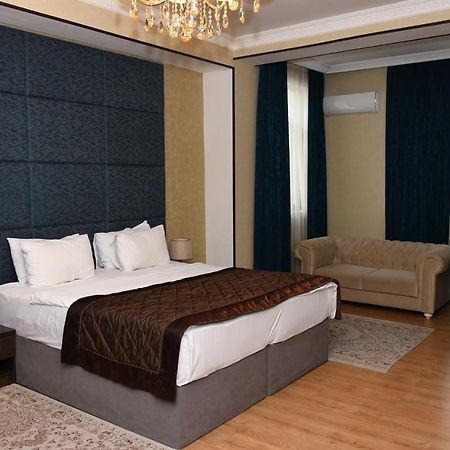 Square Baku Hotel Exterior photo