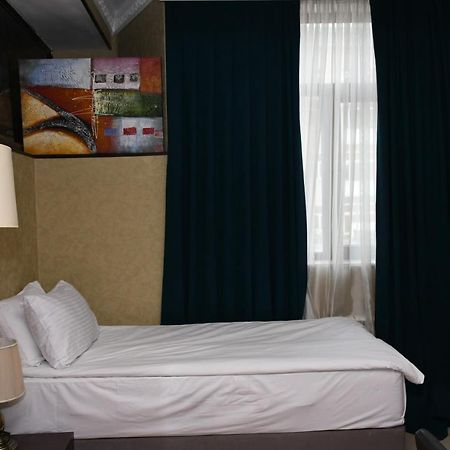Square Baku Hotel Exterior photo