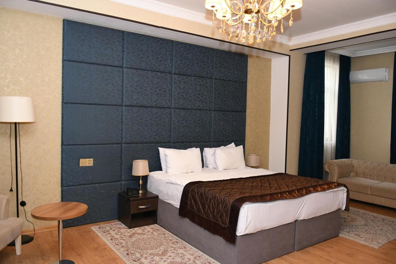 Square Baku Hotel Exterior photo