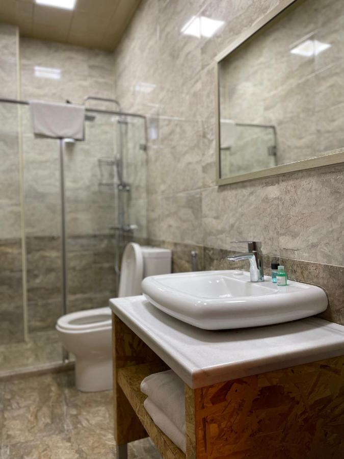 Square Baku Hotel Exterior photo